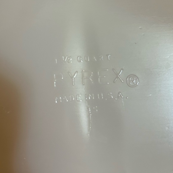 Vintage Pyrex pink daisy oval divided casserole dish no lid - Picture 5 of 5